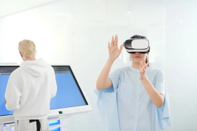 Depth Perception in Conflict: How Immersive Display Technologies Are Stress-Testing the Visual Brain